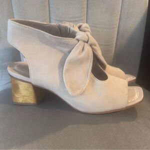 Anthropologie Bernardo Lizzie heels sandal nude 7